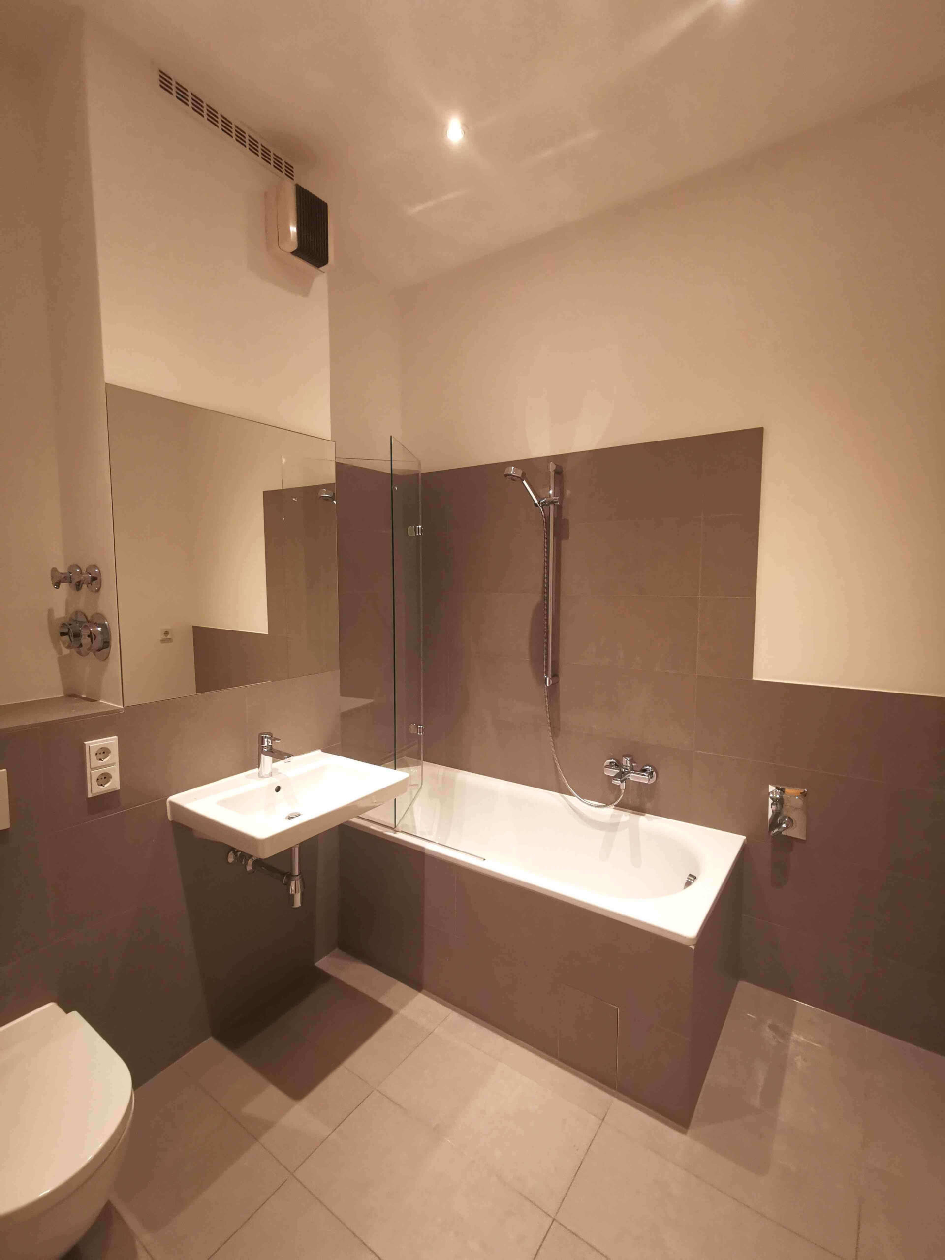 Shower room front side-BF